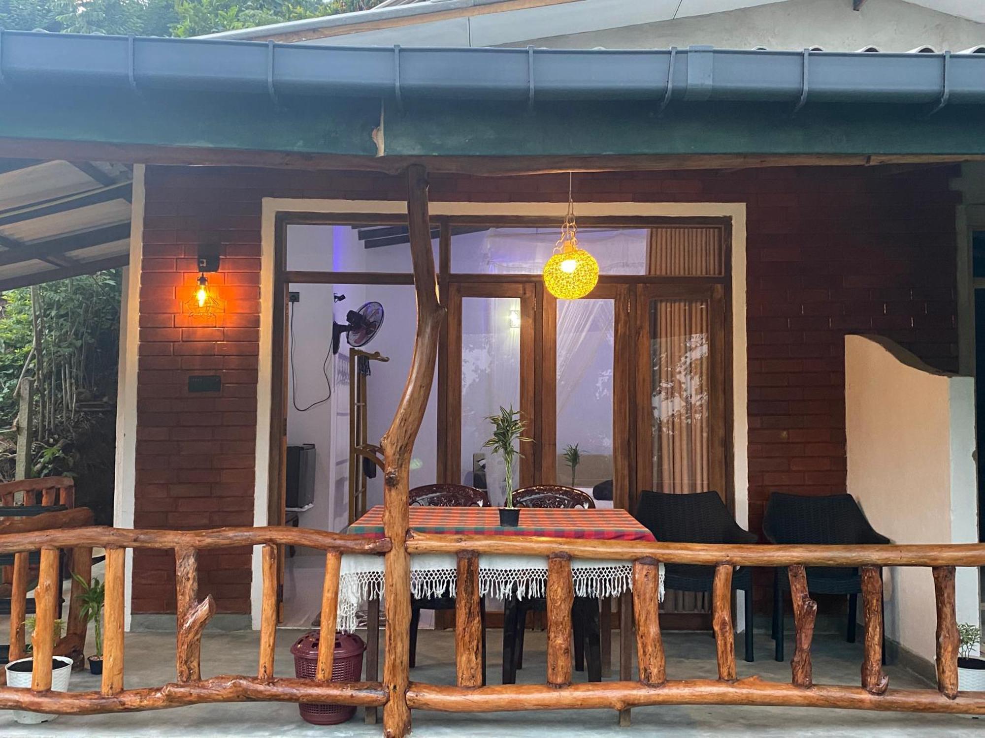 Cozy Homestay Waterfall Road Ella Exterior foto